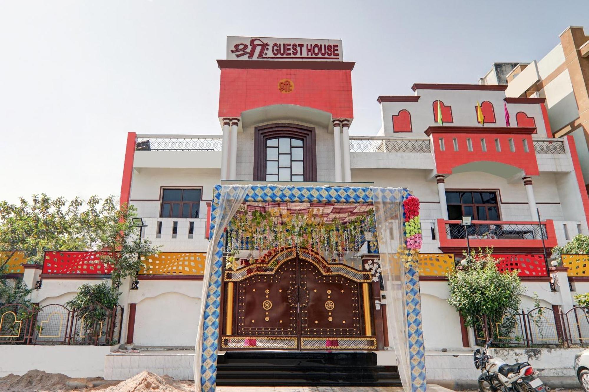 Capital O Hotel Shree Kanpur Exterior photo